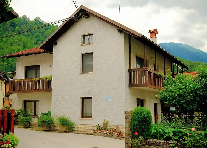 Apartma Pr Cehc * 托尔明