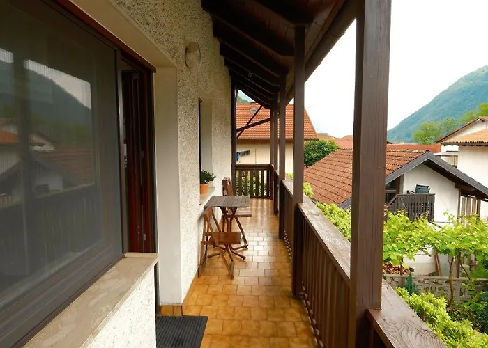 Apartma Pr Cehc 公寓 托尔明