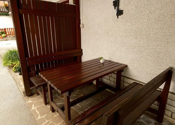 Apartma Pr Cehc * 托尔明